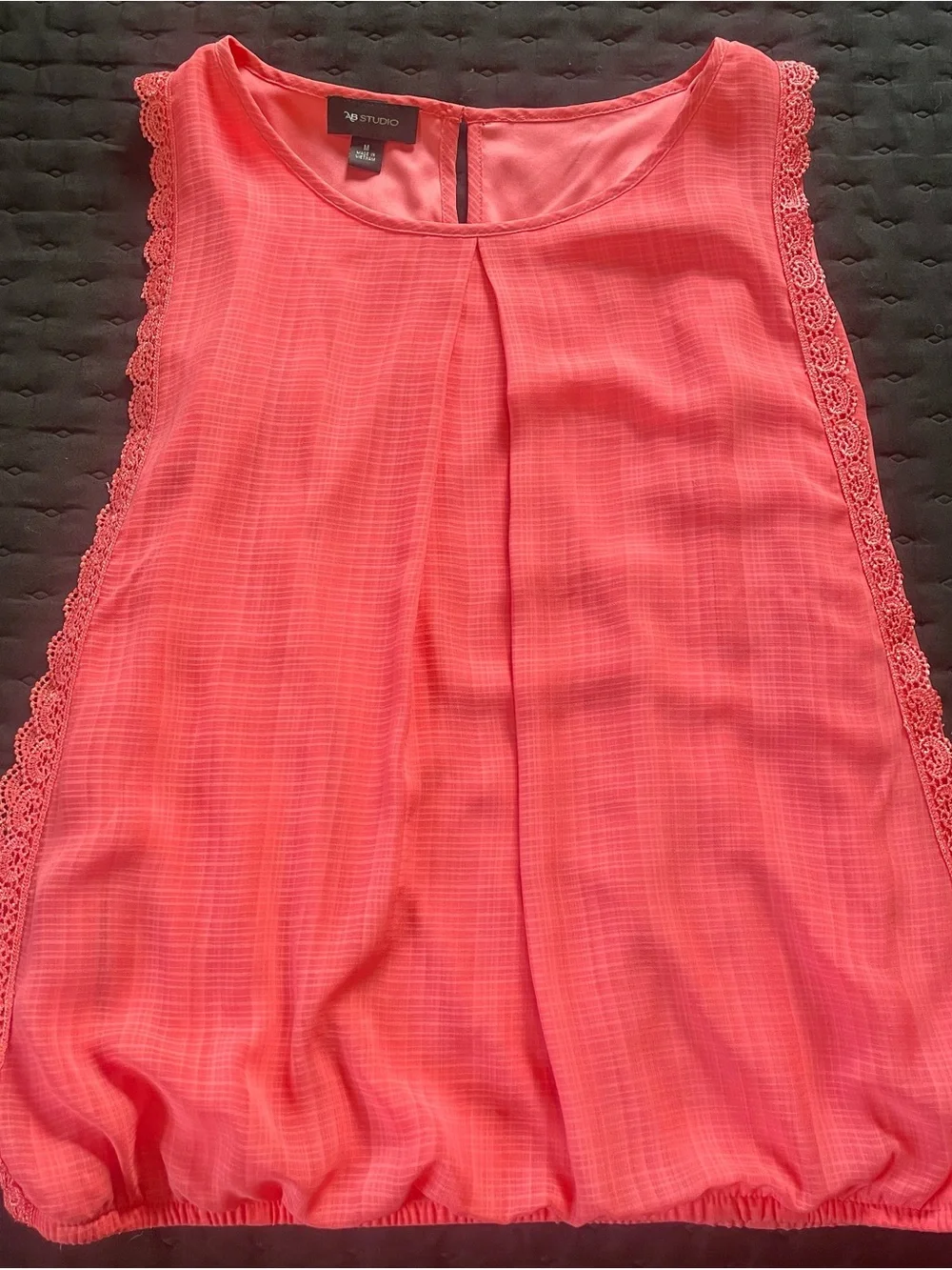 AB Studio Coral Pink Lace-Trim Sleeveless Elastic hem Medium